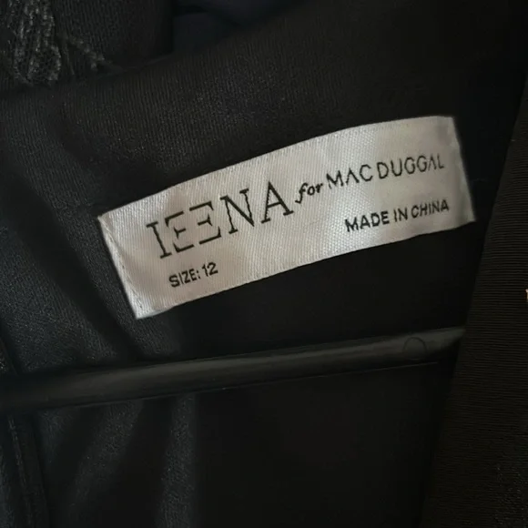 Mac Duggal Black‎ Maxi Dress with Floral Embroidery - Picture 6 of 6